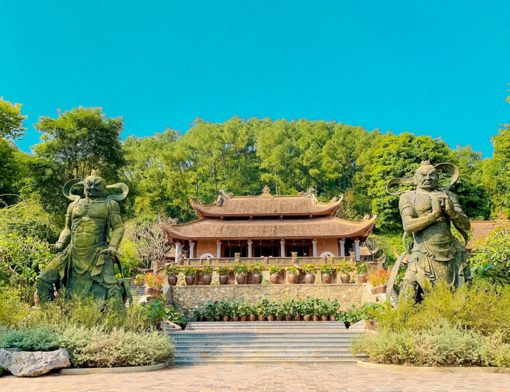 Chùa Địa Tạng Phi Lai Tự 